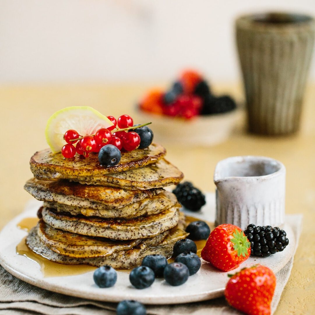 Mohn Buttermilch Pancakes - Janina and Food